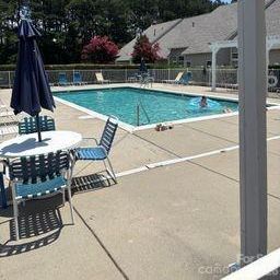 121 Kallie Loop