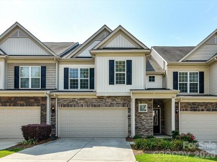 6017 Carrollton Lane