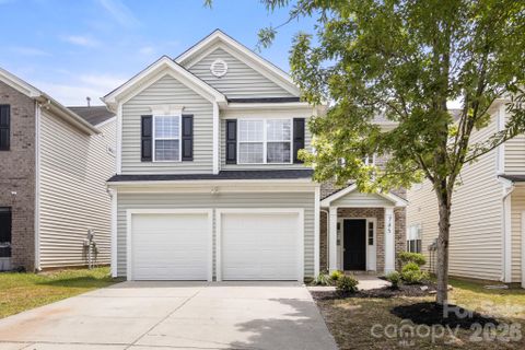 745 Lumber Lane pending home in Cedar Mill, Charlotte, NC