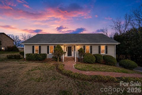 3718 Club House Drive pending home in Rock Barn, Conover, NC