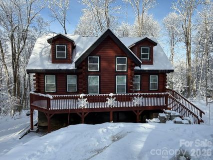 133 Greenbriar Road active home in Charter Hills, Beech Mountain, NC