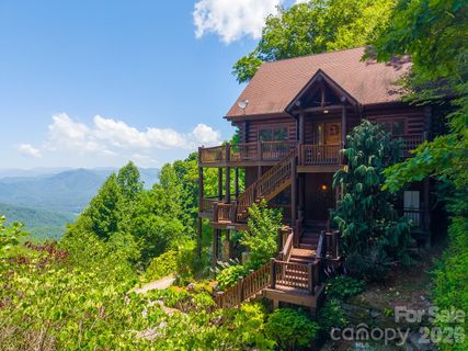 92 Falcons Peak Lane