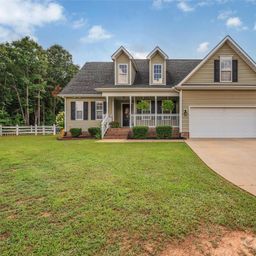 2114 Pinnacle View Drive
