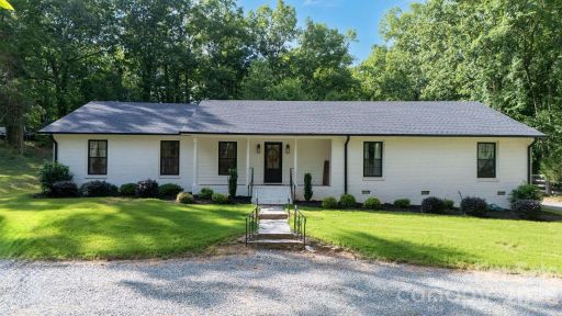 215 Ridgewood Drive