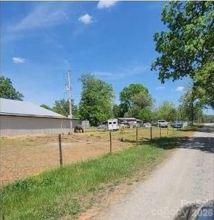 2195 Otis Dellinger Road