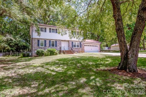 734 Willow Lane pending home in Harrisburg Park, Harrisburg, NC