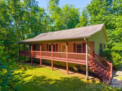 2916 Blanton Branch Road active home in Cane Creek Ridge, Sylva, NC