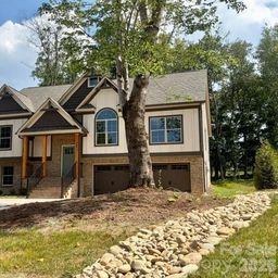 139 Maplewood Court