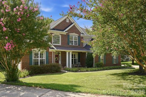 6121 Lostgate Lane pending home in Stonegate, Waxhaw, NC