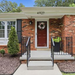 4927 Farm Pond Lane
