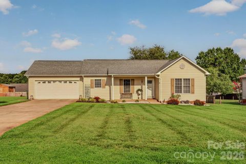 Homes in Farmington Hills, Conover