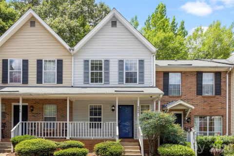 6404 Windsor Gate Lane active home in Windsor Grove, Charlotte, NC