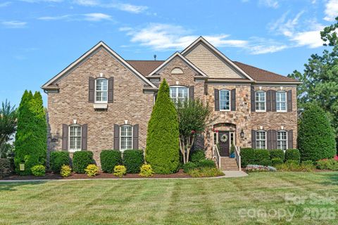 817 Wheatfield Drive pending home in Marvin Creek, Waxhaw, NC