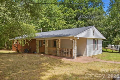 2220 Oldfield Road