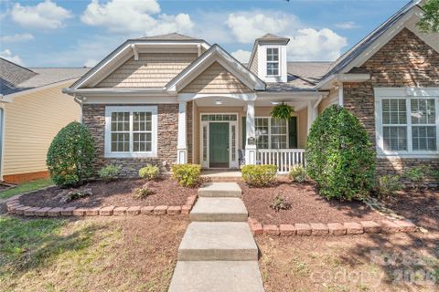 4109 Twenty Grand Drive pending home in Bonterra, Indian Trail, NC