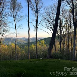 000 Hemlock Grove Trail
