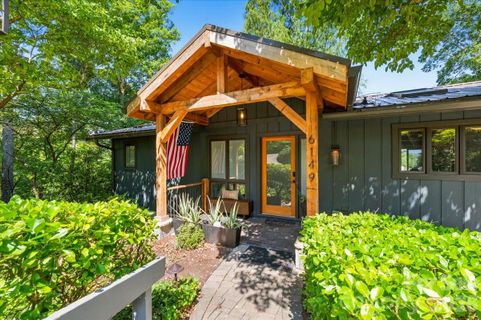 6149 N Shore Drive active home in Holiday Shores, Nebo, NC