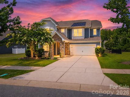 8107 Belfort Forest Lane pending home in Lakemont, Huntersville, NC