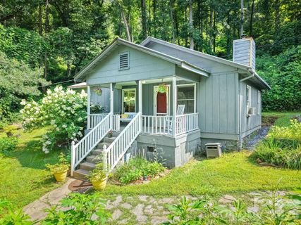 6115 Skyland Drive