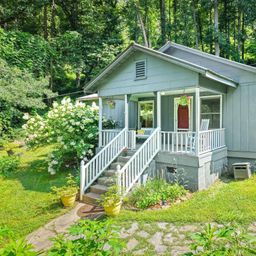 6115 Skyland Drive