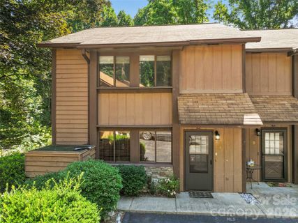 37 George Circle