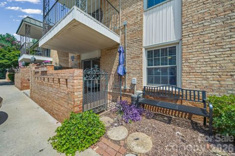 4739 Hedgemore Drive pending home in Franciscan Terrace, Charlotte, NC