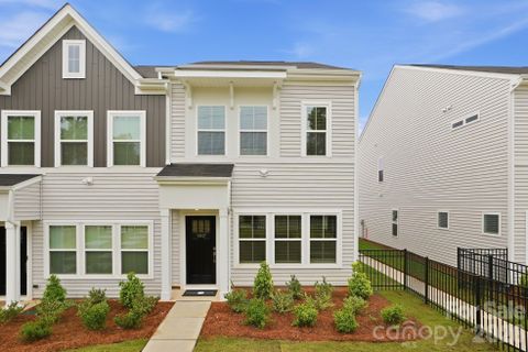 5847 Tuckaseegee Road active home in Sloan Station, Charlotte, NC