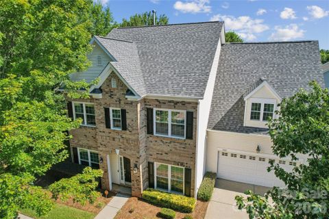 9509 Gilead Grove Road pending home in McCoy Crossing, Huntersville, NC