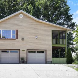 81 Chestnut Lane