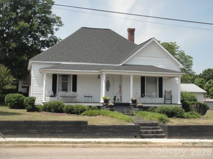 501 W Ryder Avenue