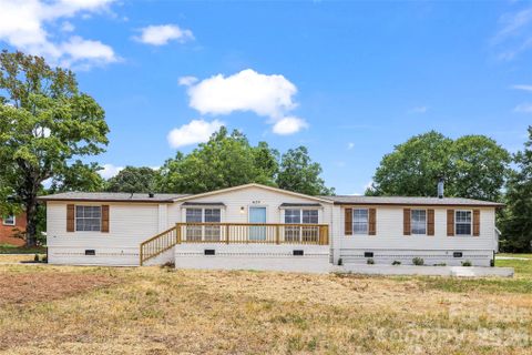 625 Lakeview Road