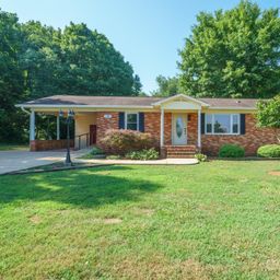 112 Summers Farm Road