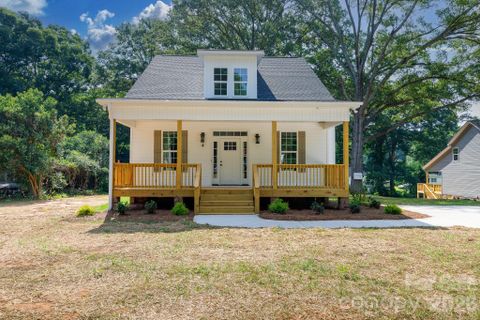 579 Trexler Lane active home in Trexler Acres, Rock Hill, SC