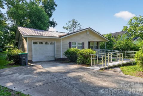 4494 Market Street
