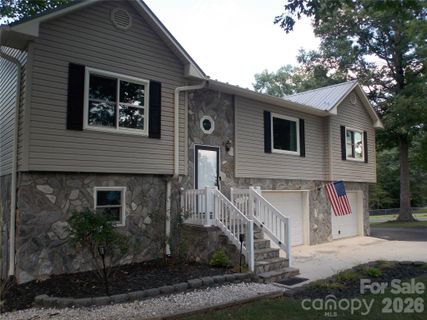 4249 Beach Road