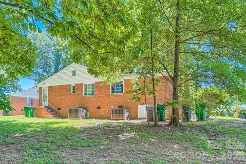 3210 Marlborough Road active home in Marlborough Woods, Charlotte, NC