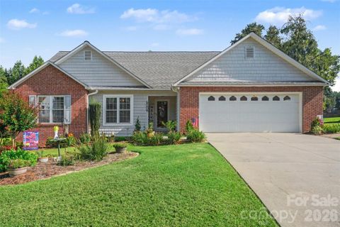 563 Marigold Drive pending home in Pickwick, Kannapolis, NC