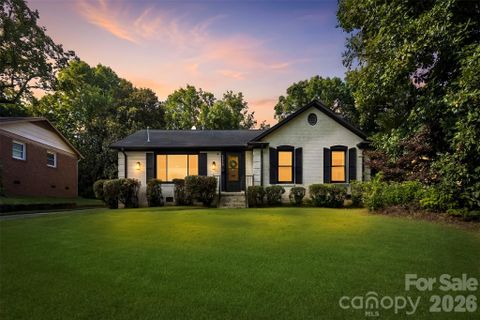 1830 Northbrook Drive pending home in Northbrook, Charlotte, NC