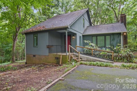 1802 Dogwood Court