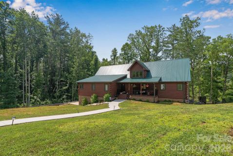 189 Edgewater Point active home in Lake Rhodhiss Estates, Valdese, NC