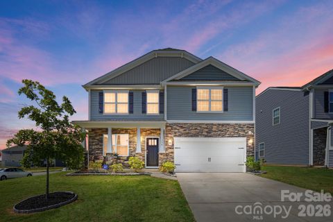 170 Giant Oak Avenue