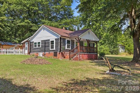 114 Beacon Hill