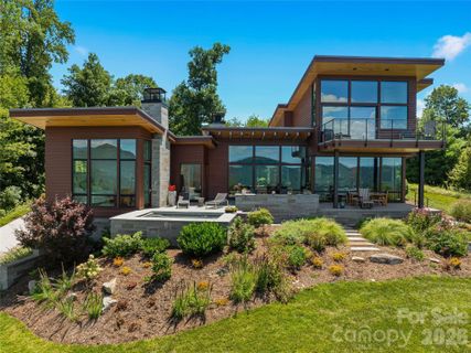 25 Bartrams Walk Drive pending home in Town Mountain Preserve, Asheville, NC