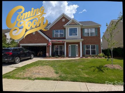 5803 Lindley Crescent Drive pending home in Shiloh Trace, Indian Trail, NC