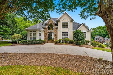 308 41st Avenue Place pending home in Moores Ferry, Hickory, NC