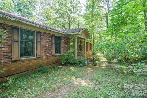 1729 Brentwood Drive
