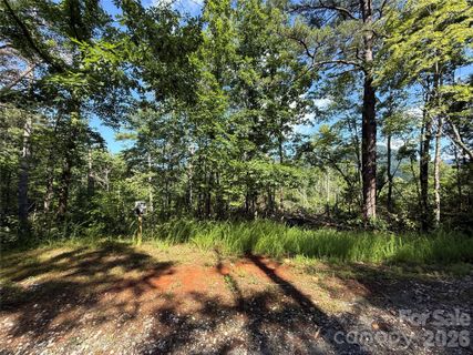 999 Fox Ridge Trail active home in Fox Ridge, Marion, NC