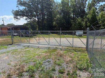 5166 Slanting Bridge Road
