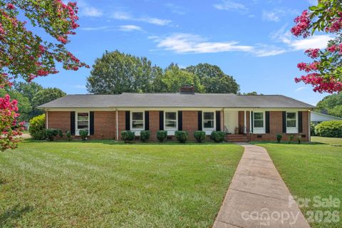1600 Woodberry Road