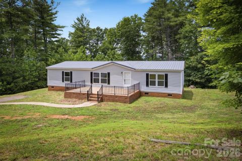 2688 Kite Drive pending home in Burkeshire Estates, Lenoir, NC